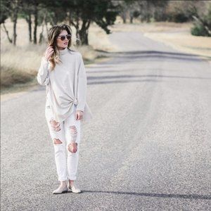 Mod Ref Turtleneck Oatmeal Color Side Slits